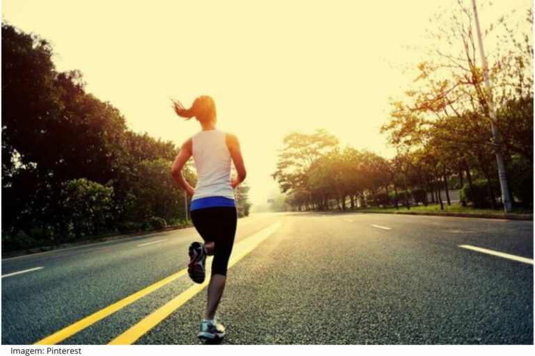 praticar esportes